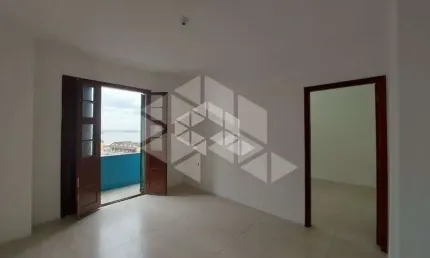 Apartamento de 2 dormitórios, com sacada e vista para o guaíba no centro de porto alegre