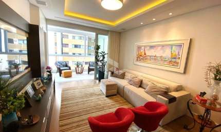 Apartamento com vista panorâmica 4 quartos sendo 2 suítes 3 vagas -  Centro Fpolis SC