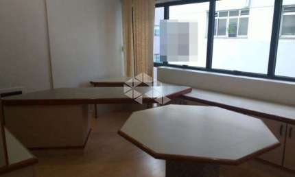 Sala comercial com 60,79m² A Venda - Centro, Florianópolis SC