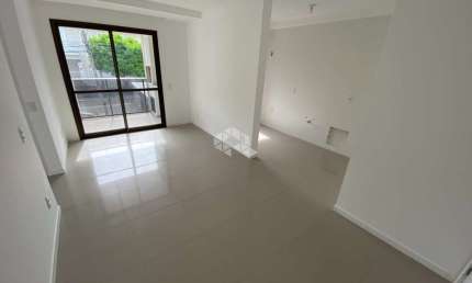 Apartamento com 2 dormitórios/quartos e sendo 1 suíte A Venda - Trindade, Florianópolis SC