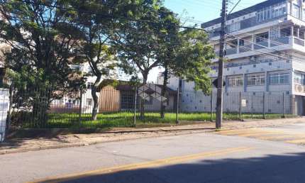 Terreno com 324 m² no bairro Jardim Atlântico em Florianópolis/SC.