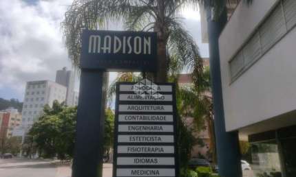 SALA COMERCIAL EM FLORIANÓPOLIS NO BAIRRO TRINDADE COM 23,32 m²