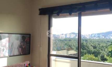 APARTAMENTO COM 2 QUARTOS SENDO 1 SUÍTE 1 VAGA DE GARAGEM NO BAIRRO ITACORUBI EM FLORIANÓPOLIS/SC