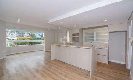 APARTAMENTO MOBILIADO 3 QUARTOS SENDO 1 SUÍTE E 1 VAGA DE GARAGEM NO CENTRO DE FLORIANÓPOLIS/SC