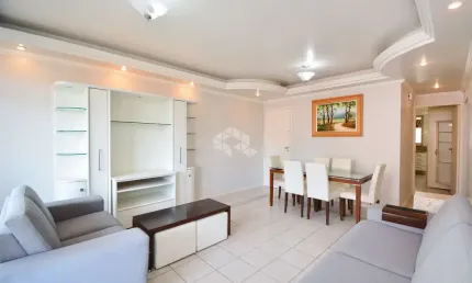 APARTAMENTO NO CENTRO DE FLORIANÓPOLIS COM 3 QUARTOS SENDO 3 SUÍTES E 2 VAGAS DE GARAGEM