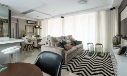 Apartamento de alto padrão com 3 quartos sendo 3 suítes no centro de florianópolis/sc