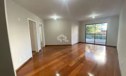 APARTAMENTO COM 3 QUARTOS SENDO 1 SUÍTE E 2 VAGAS DE GARAGEM NO ABRAÃO EM FLORIANÓPOLIS/SC