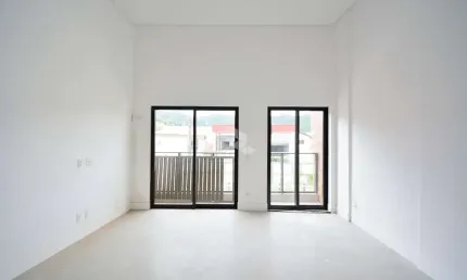 LOFT NO SACO GRANDE COM ÓTIMA LOCALIZAÇÃO EM FLORIANÓPOLIS/SC