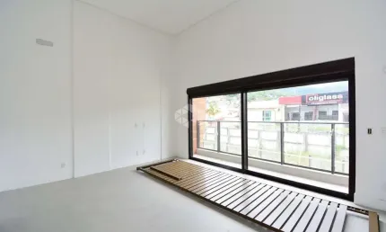 LOFT NO SACO GRANDE COM ÓTIMA LOCALIZAÇÃO EM FLORIANÓPOLIS/SC