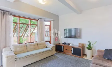 Casa residencial no campeche com 3 quartos sendo 1 suíte closet e 2 vagas de garagem