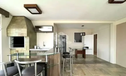 COBERTURA EXCLUSIVA COM VISTA PANORÂMICA E TERRAÇO PRIVATIVO NO CANTO EM FLORIANÓPOLIS