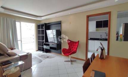 COBERTURA COM 2 QUARTOS SENDO 1 SUÍTE 1 VAGA DE GARAGEM E LAZER COMPLETO NO ABRAÃO FLORIANÓPOLIS