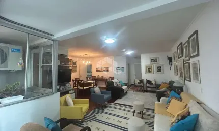Apartamento com 4 quartos sendo 2 suítes e vista panorâmica no centro de florianópolis