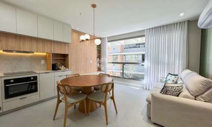 APARTAMENTO SEMIMOBILIADO 1 QUARTO LAZER COMPLETO ESTREITO FLORIANÓPOLIS
