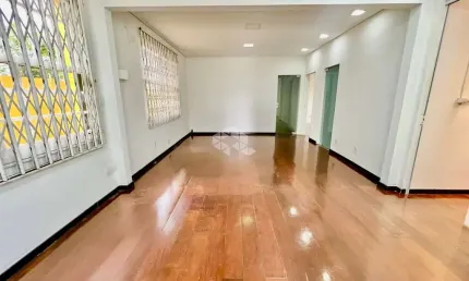CASA COMERCIAL CENTRO FLORIANÓPOLIS 3 VAGAS ESTRUTURA COMPLETA PARA EMPRESA
