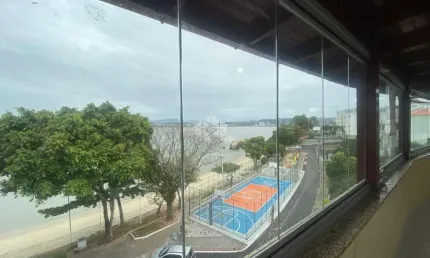 COBERTURA DUPLEX PREMIUM EM BOM ABRIGO COM VISTA PANORÂMICA DA BAÍA SUL