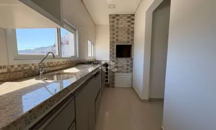 Apartamento com 1 quarto sacada e churrasqueira a poucos metros da praia dos ingleses