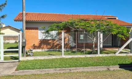 Casa com 4 quartos à venda na Quartzo, 1128, Rainha do Mar, Xangri-Lá