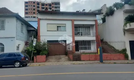 Casa com 4 quartos à venda na Rua Buarque De Macedo, 1229, Centro, Garibaldi