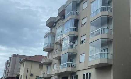 Apartamento de 2 quartos próximo ao Centro de Garibaldi