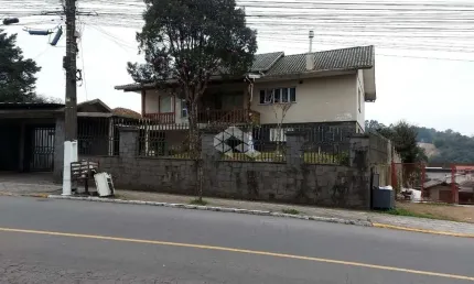 Casa com 5 quartos à venda na Rua Buarque De Macedo, 4646, Brasilia, Garibaldi