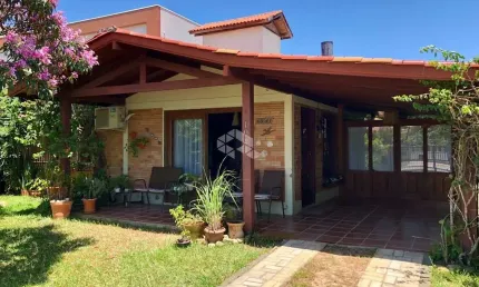Casa com 3 quartos à venda na Vitor Carlos Nauck, 1041, Centro, Garopaba
