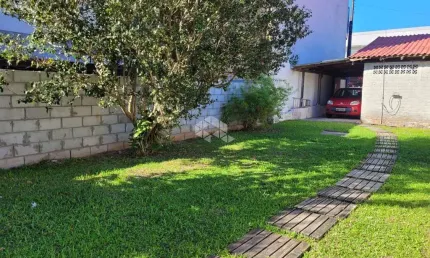 Terreno  à venda com 383m2,  no centro de garopaba à 400 m da beira da praia central.