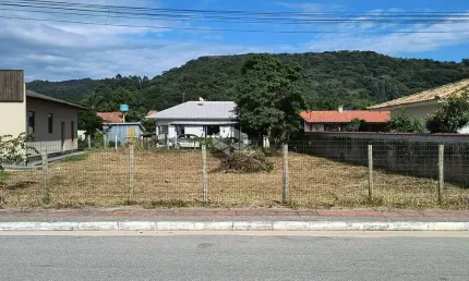 Terreno à Venda com 428 m² - Bairro Encantada, Garopaba/SC