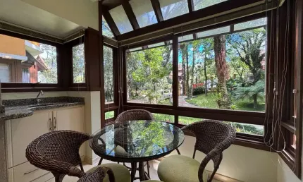 Apartamento 2 dormitórios, 72,73m² privativos, no centro, a 5 minutos da rua coberta
