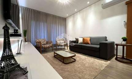 Apartamento, 85m² privativos com 2 dormitórios sendo 1 suíte em condomínio com infraestruturas completas.