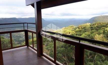 Cobertura Duplex com Vista para o Vale dos Quilombo