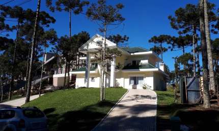 Casa 3 suítes, 312m², no Condomínio Aspen de Gramado