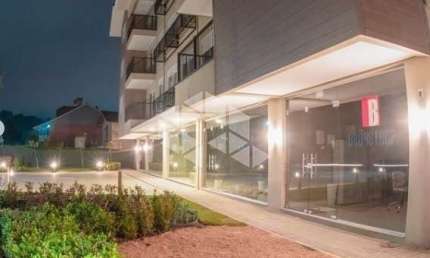 Loja nova, com 72,29 m² e vitrine na cidade de Canela.