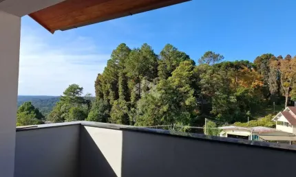 Apartamento 2 dormitórios (suítes) + lavabo, com 85,31m² privativos no Centro de Gramado