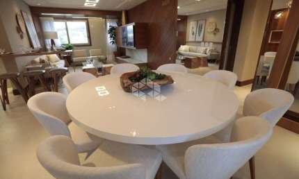 Apartamento 4 suítes, 163,19m², 2 vagas, no Centro de Gramado