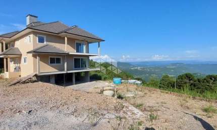 Casa 5 dormitórios/suítes com 480m ², em terreno 10.000m² em Gramado