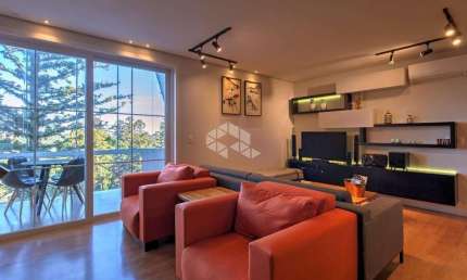 Apartamento 4 dormitórios, 167m² privativos, 2 vagas, no Centro de Gramado