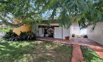 Casa 3 dormitórios, 260m², na Praia de Atlântida, litoral norte