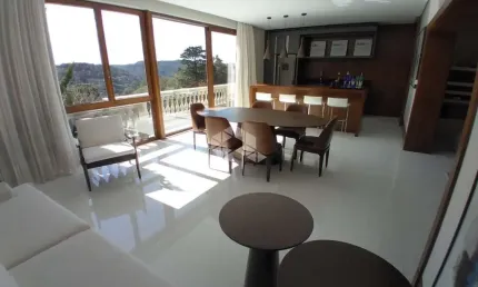 Apartamento 4 suítes, 444m² privativos, 4 vagas, no Jardim Bela Vista em Gramado
