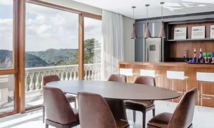 Apartamento 4 dormitórios 436m² privativos, 4 vagas, no Jardim Bela Vista em Gramado