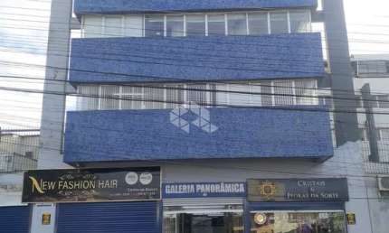 Sala comercial à venda com 21m² em galeria comercial no centro de Guaíba