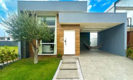 Casa com 3 dormitórios, 1 suíte em Condomínio Fechado no Bairro Sans Souci em Eldorado do Sul-RS