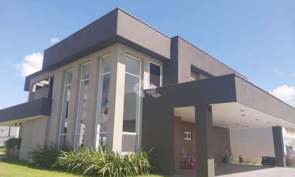 Casa de Alto Padrão à Venda, com 4 suítes, 4 vagas, em condomínio fechado, Eldorado do Sul/RS