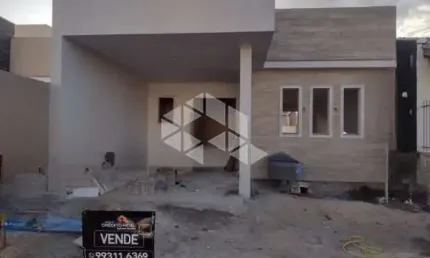 Casa á venda, em construção, com 02 dormitórios , sendo uma suíte, sala e cozinha  churrasqueira