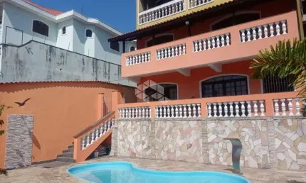 Casa de alto padrão no parque do carmo com 5 quartos e piscina