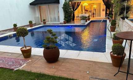 CASA DE ALTO PADRÃO NA MOOCA COM 4 DORMITÓRIOS E PISCINA