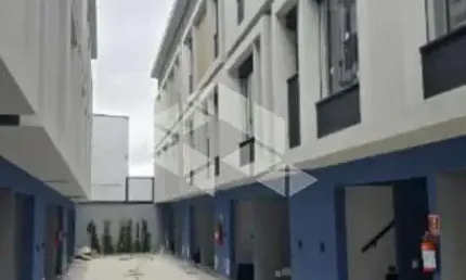 SOBRADO DE CONDOMINIO NA VILA RÉ COM 2 DORMITORIOS SENDO 1 SUITE E 1 VAGA!