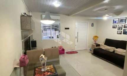 Casa Térrea 2 dormitórios sendo 1 suíte no bairro São José