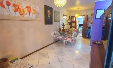Casa térrea 2 dormitórios bairro São José Canoas/RS.