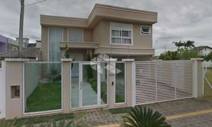Sobrado de 4 dormitórios no Bairro Marechal Rondon.